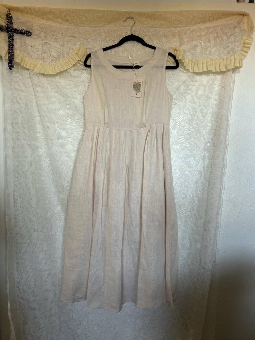 Lintico 100% Linen Sleeveless Crew Neck
Waist Pleated Midi Dress SELENE S - Picture 4 of 6